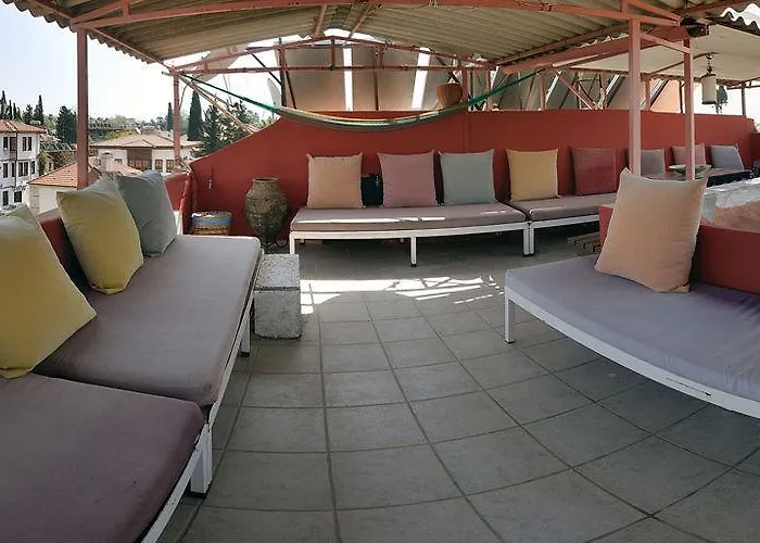 Dantel 3*